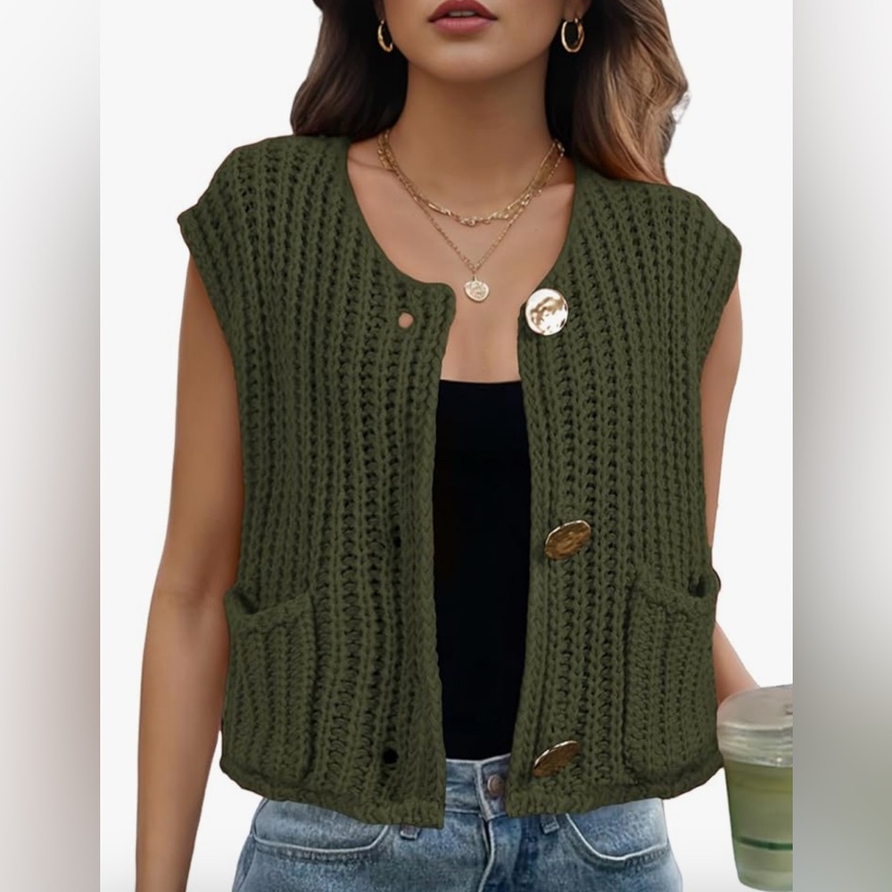 NWT-XL Olive Green Knit Sweater 
Cropped Sleeveless Chunky Cardigan with Pockets
